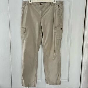 Eddie Bauer Women’s Size 18 Beige Cargo Pants 98% Cotton 2% Elastane Outdoors